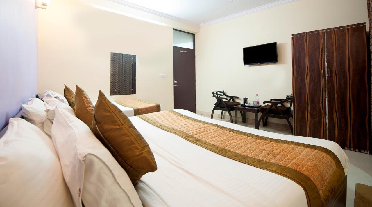 Hotel O Mahipalpur Inn New Delhi Eksteriør bilde