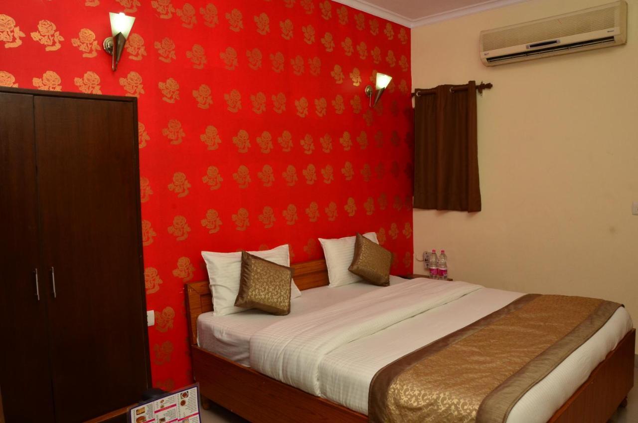 Hotel O Mahipalpur Inn New Delhi Eksteriør bilde
